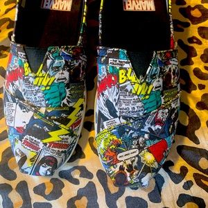 Toms Marvel Canvas Slides